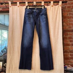 7 for all Mankind terrific darker wash bootcut jeans so nice!! 32 x 33.5” 💕